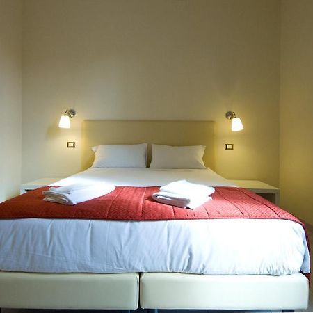 ヴィヴィ ローマ Bed & Breakfast エクステリア 写真